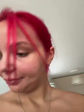 CelesteBailey online show from July 21, 5:52 am