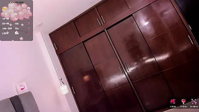 eileen tanihara online show from October 30, 4:19 pm