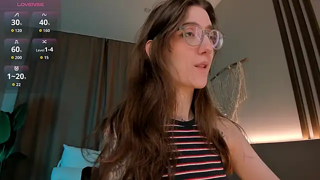 Lola Missy online show from November 4, 5:12 am