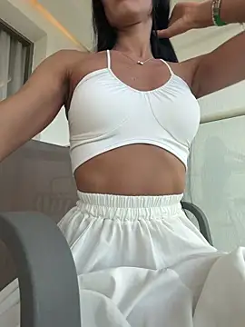 Black or white ANGEL online show from June 20, 4:21 pm