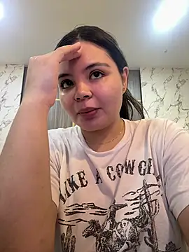 IsabellaAllen online show from April 19, 7:38 pm