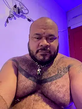 Snapshot of FetishBearsBig chatting on October 9, 12:59 am FetishBearsBig online show from October 9, 12:59 am