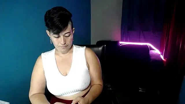 Sunny rayz  online show from June 26, 10:38 am