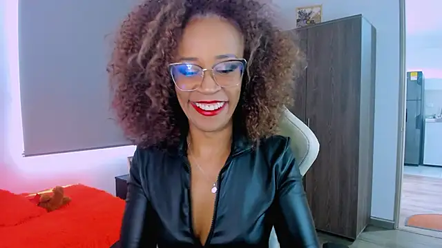 ScarlettMalbec online show from June 13, 9:01 pm
