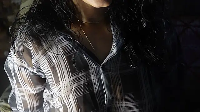 Snapshot of -AyeshaSinghania- chatting on September 30, 5:18 pm -AyeshaSinghania- online show from September 30, 5:18 pm