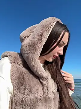 Fortune 888 online show from March 9, 1:25 pm