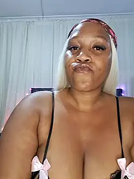 Toya P online show from June 25, 8:10 pm