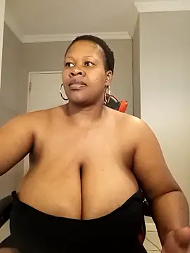 bustylisa1983 online show from January 13, 1:04 pm