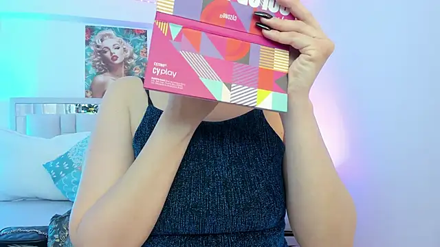 Snapshot of Samanta_roberts1 chatting on October 13, 1:25 pm Samanta roberts1 online show from October 13, 1:25 pm