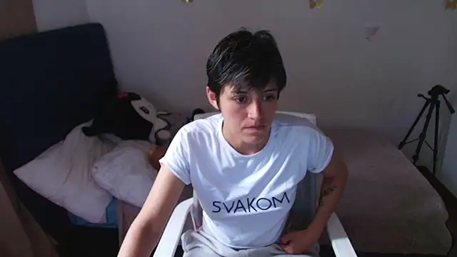 9 Fernanda 9 online show from February 6, 5:49 pm