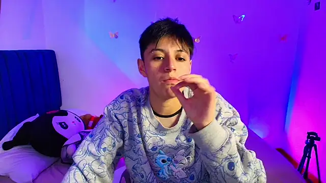 9 Fernanda 9 online show from March 12, 1:03 pm