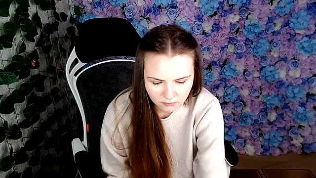 Snapshot of IxxiLiana chatting on October 16, 5:32 am IxxiLiana online show from October 16, 5:32 am