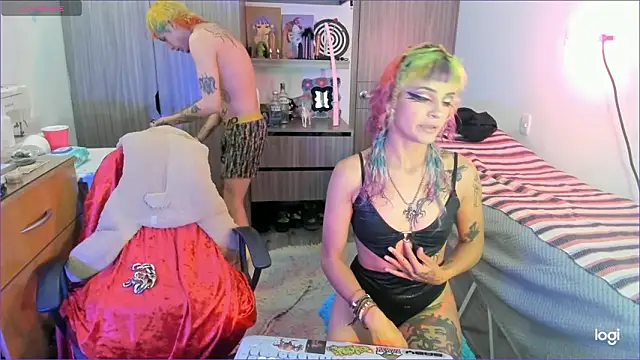 badeyes crazygoat online show from March 10, 12:14 am