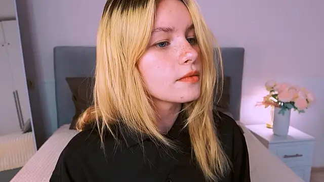 Snapshot of FapClubFamm chatting on October 10, 6:02 pm FapClubFamm online show from October 10, 6:02 pm