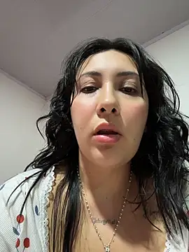 You-kitty2025 online show from June 12, 3:03 am