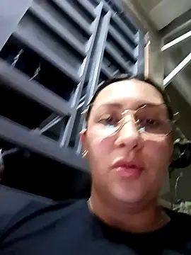 You-kitty2025 online show from December 14, 11:21 pm