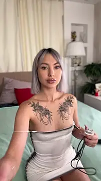 MiaMinx online show from November 10, 1:55 am