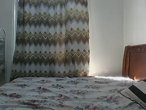 sexy  candyy online show from June 24, 6:23 am