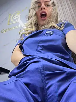 alicee16 online show from June 17, 9:05 pm