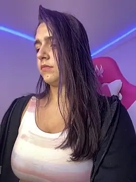 Alicia Ruiz online show from February 24, 6:39 pm