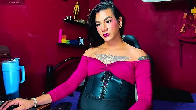 Snapshot of dariell_smokesexx chatting on September 11, 10:48 am dariell smokesexx online show from September 11, 10:48 am