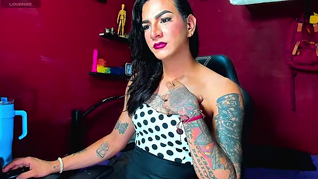 Snapshot of dariell_smokesexx chatting on September 12, 10:56 am dariell smokesexx online show from September 12, 10:56 am