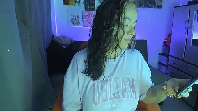 joan-star online show from February 19, 5:56 pm