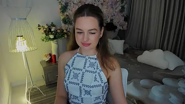 MiracleCurly online show from November 25, 7:36 pm