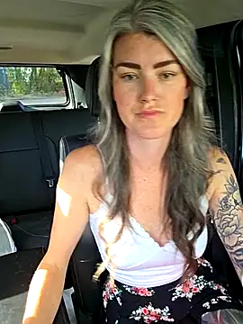 Lilmissvyx online show from July 3, 2:45 pm