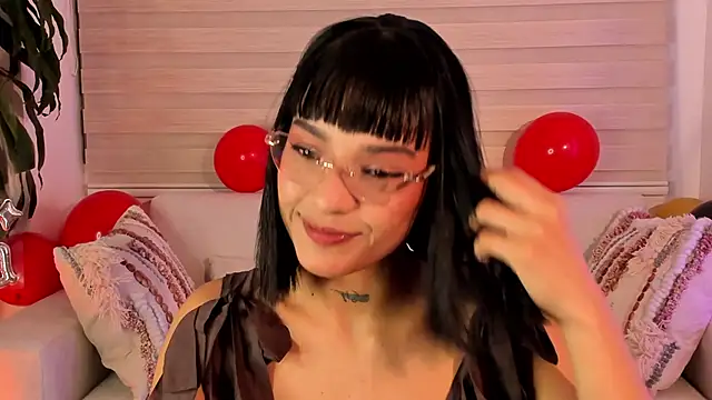 ninaa sky online show from March 11, 2:05 am