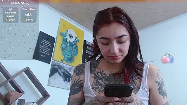 ZoeBakers  online show from July 15, 6:56 pm