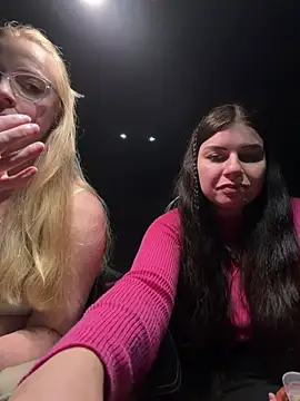 EllyNora online show from July 4, 8:49 pm