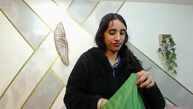 RoxanaCyrano  online show from November 11, 7:22 pm