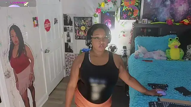 temptressbeauty24 online show from October 10, 1:32 am