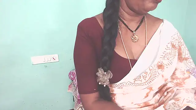 shrutitelugu69 online show from July 29, 5:13 pm