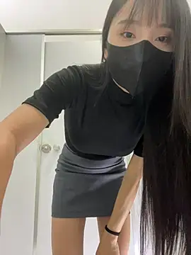 Asia-Lynn online show from August 3, 10:10 am