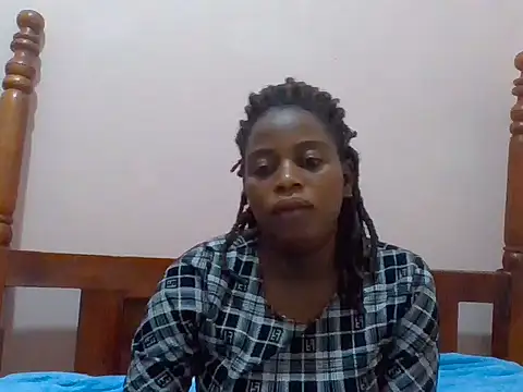 sweetbabra1 online show from June 15, 1:33 pm