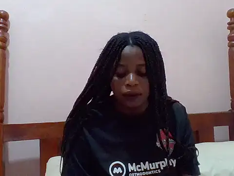 sweetbabra1 online show from August 1, 8:38 am