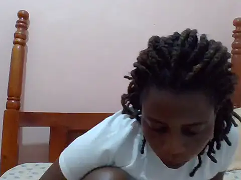 sweetbabra1 online show from June 11, 5:15 am