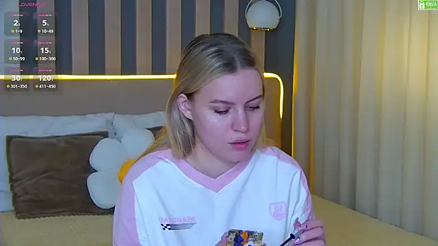 AmaliaBell online show from June 15, 1:22 pm