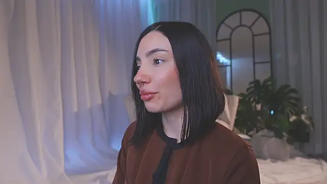 AmyArmstrong online show from February 24, 9:46 pm