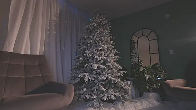 AmyArmstrong online show from January 7, 10:57 pm