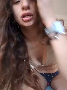 Snapshot of xgabyenlalunax chatting on October 24, 4:47 pm xgabyenlalunax online show from October 24, 4:47 pm