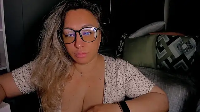 CumOnMy Tits online show from June 11, 2:53 am