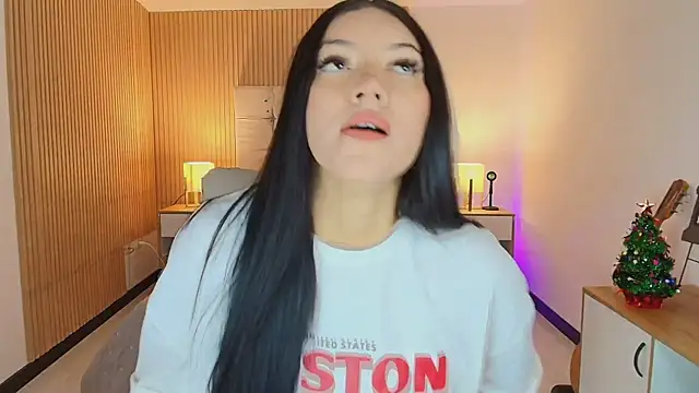 Baby Venuss online show from December 19, 3:32 am