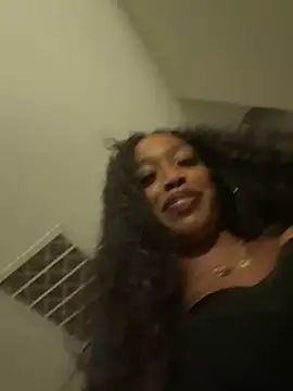 mismialove online show from August 1, 10:50 am