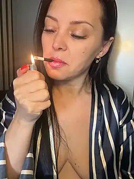 Kate Joy online show from June 9, 10:36 am